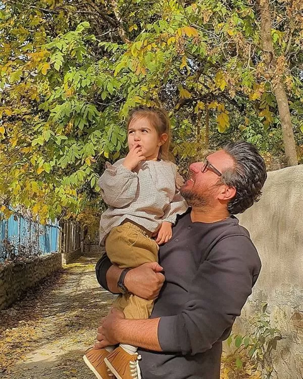 محسن کیایی و دخترش