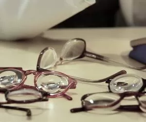 راهنمای کامل خرید عینک طبی به صورت آنلاین