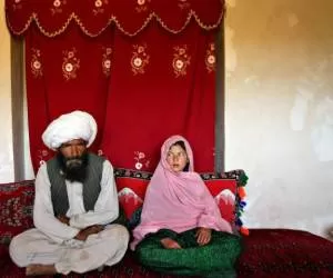 ازدواج دختر 11 ساله با پیرمرد 85 ساله! + تصاویر