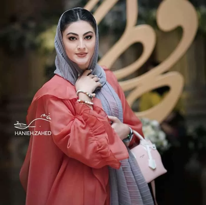 مریم مومن