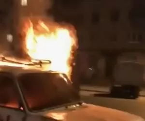 مرد جوان بخاطر چالش اینستاگرامی اتومبیل خود را آتش زد + فیلم