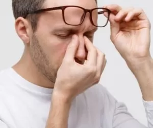 روزه گرفتن برای مبتلایان به بیماری چشمی مضر است؟