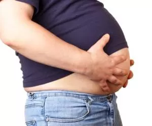 دلیل چاقی و تجمع چربی در بخش ها مختلف بدن چیست؟