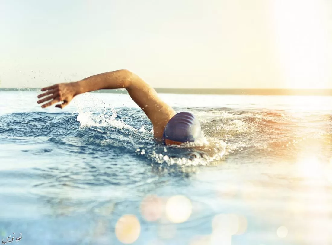 فواید ورزش شنا برای بدن | کالری سوزی و کاهش وزن